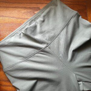 American Eagle The High-Waisted Everything Flare Legging